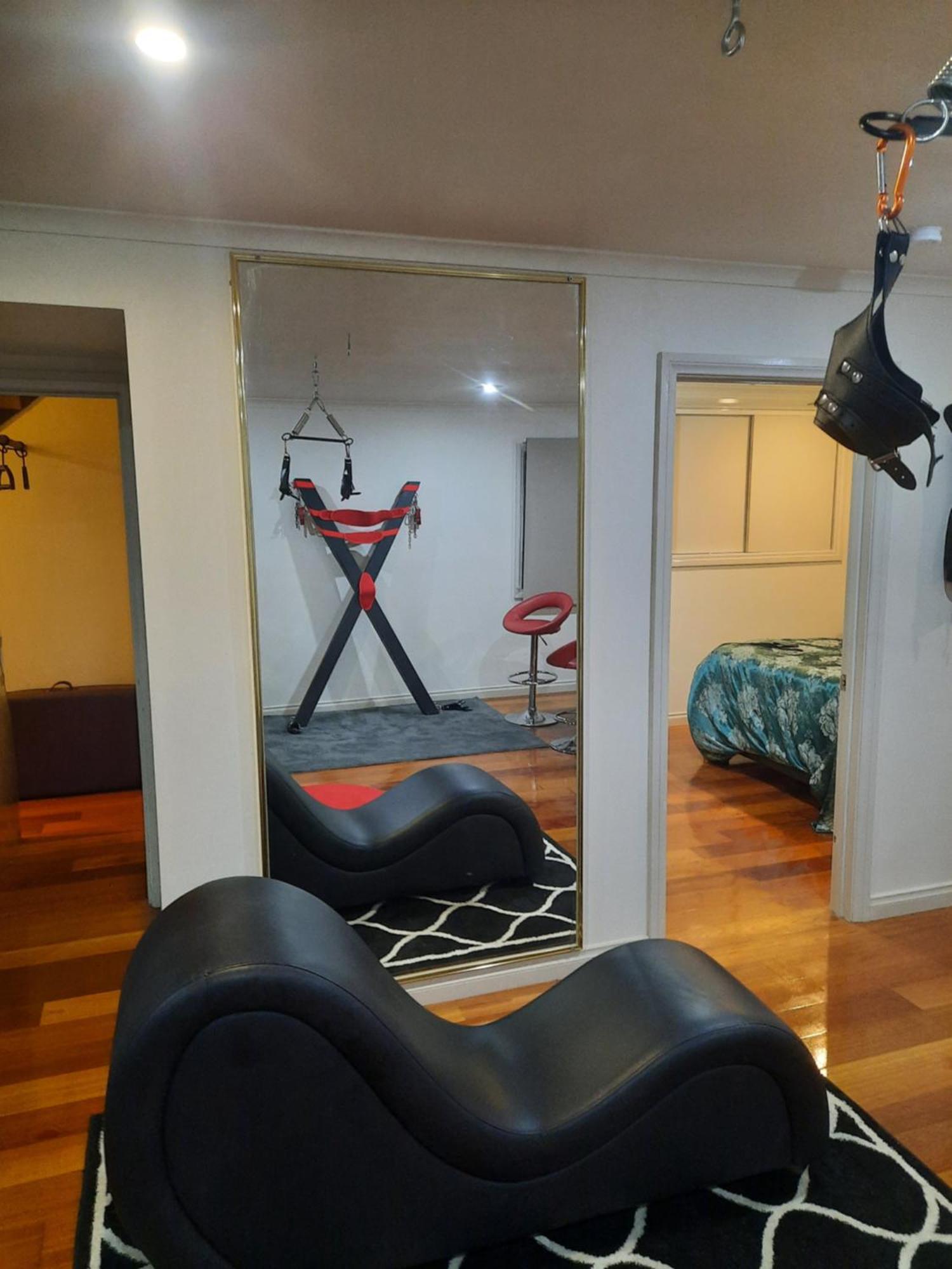 Cock Or Two Kink House Hotel Cockatoo Bagian luar foto